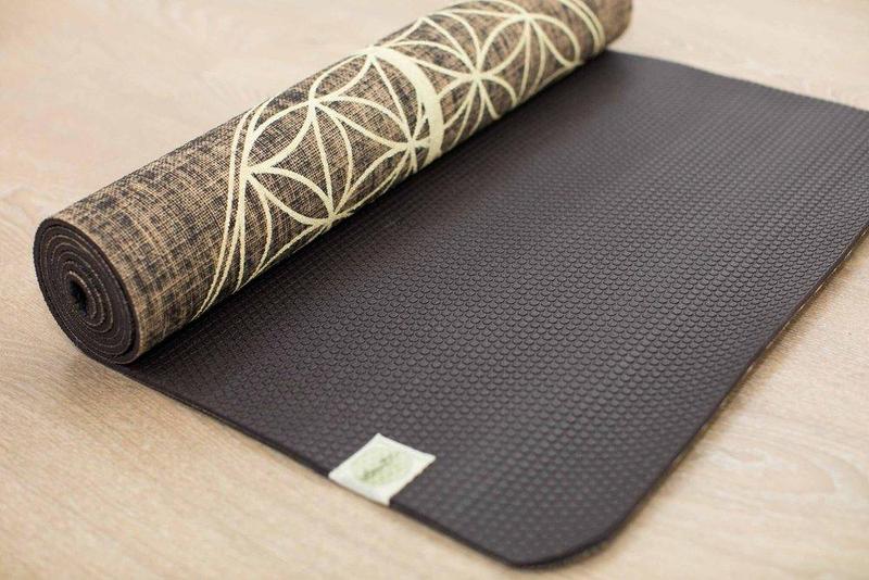 Why People Prefer An Organic Jute Yoga Mat & Its Advantages